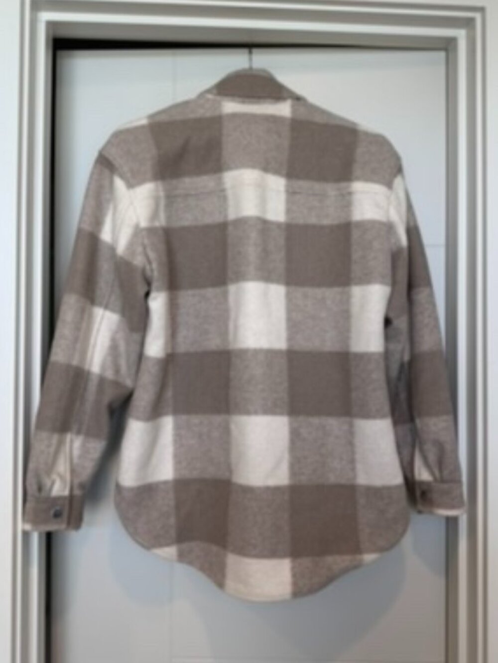 Abercrombie & Fitch Plaid Shacket size S - Picture 2 of 8